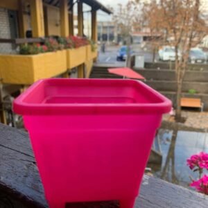 Macetero Cuadrado Rosado 10 Cm